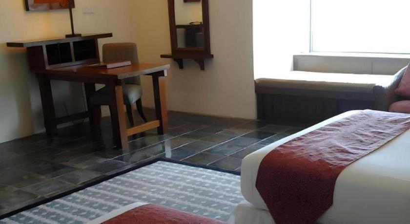 Century Helang Hotel Pantai Cenang  Exterior photo